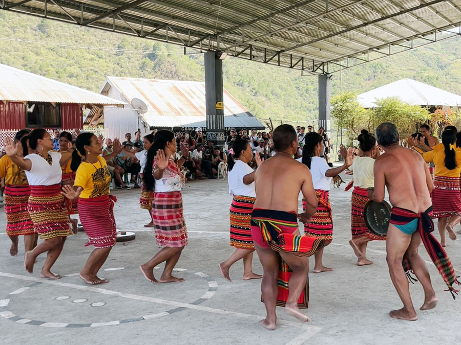 Traditional Kalinga dance performed by the Buscalan community as they welcomes members of the Open Access BPO leadership team