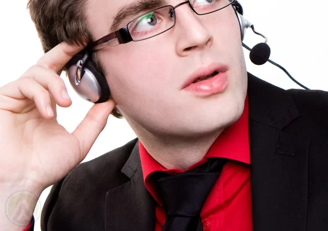 confused-male-call-center-telemarketer