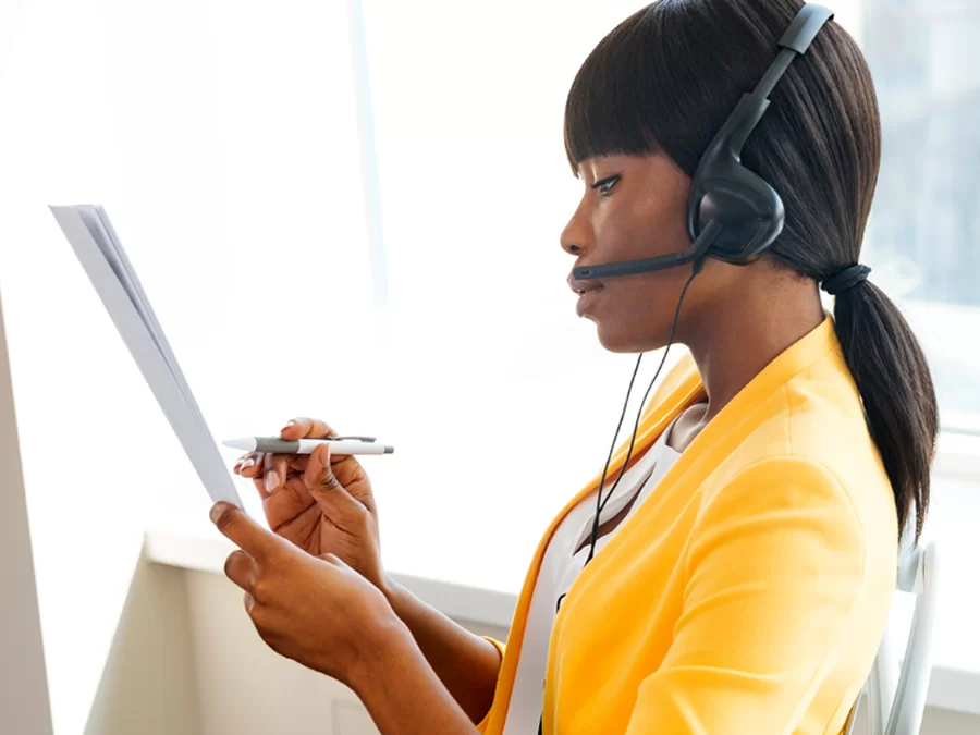 call center agent reading customer support script