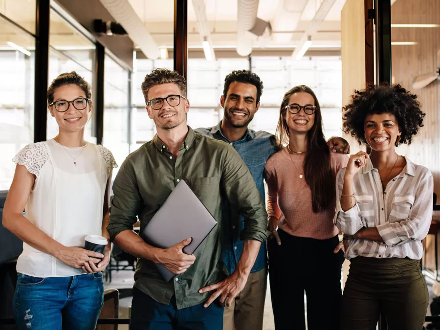 technical support agents in cx call center showing professionalism