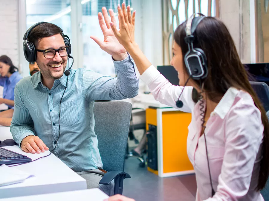 call center recruitment strategies happy collaboration agents high five