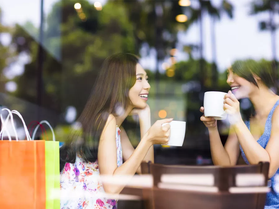 customer retention depictions open access bpo shoppers having coffee